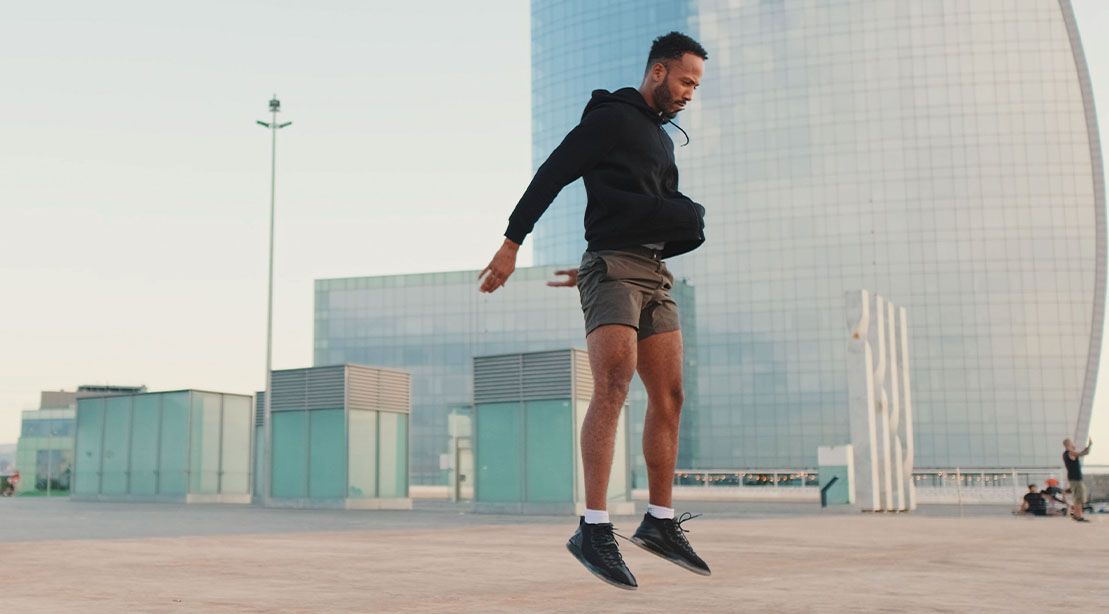 Squat Jumps: Technique, Benefits, and Workouts Squat Jumps: Technique, Benefits, and Workouts